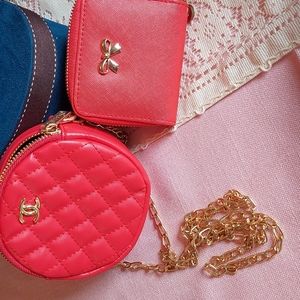 Red small bag with matching wallet